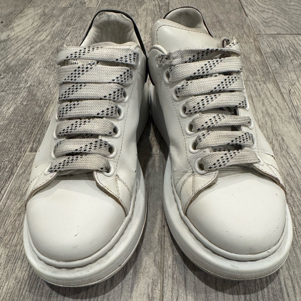 Alexander McQueen white black Suede-trimmed leather exaggerated-sole sneakers - Picture 5 of 11